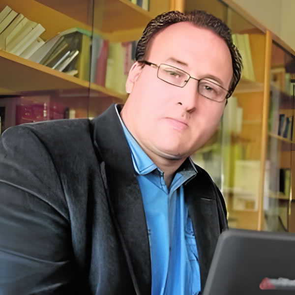 Eduardo Encabo Fernández